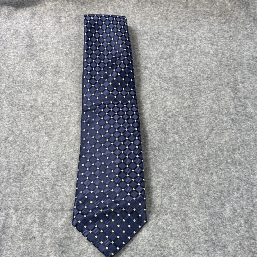 Izod Navy multi colored  square 100% silk Tie with  Pattern